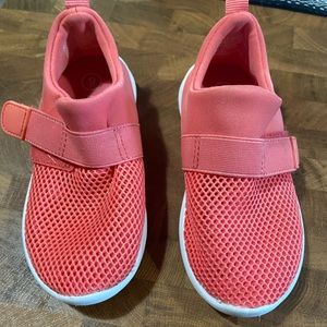 Coral toddler size 9 water shoes.